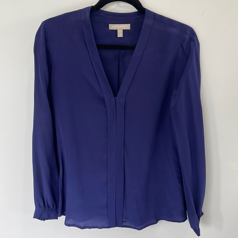 100% SILK Banana Republic purple V neck long sleeve office church career top 4